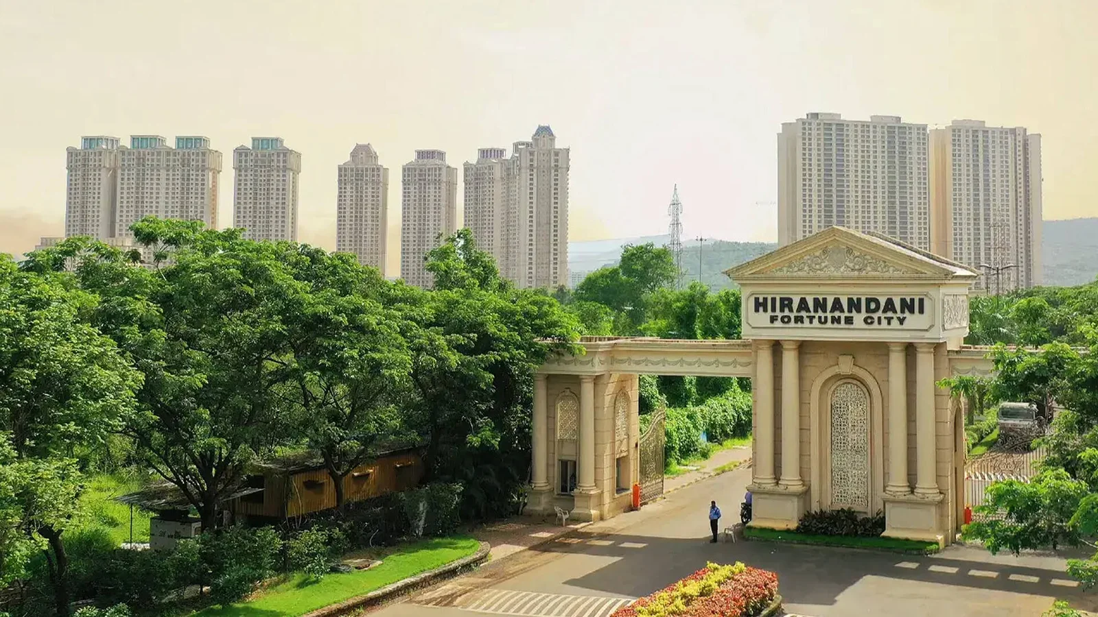 Hiranandani Fortune City Elevation